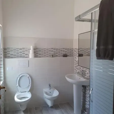 بيت ضيافة House فيوميتشينو