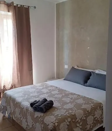 Pensión House *