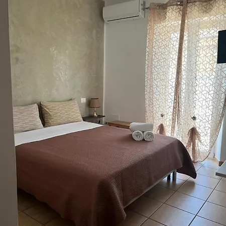 House بيت ضيافة فيوميتشينو